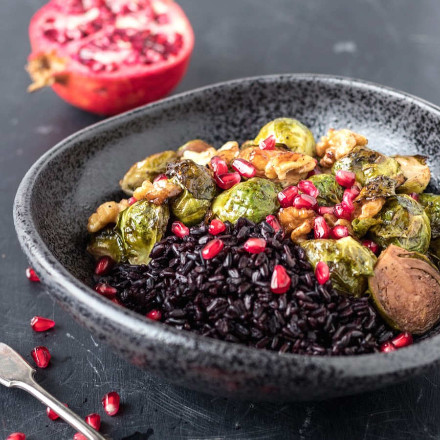 Balsamic Glazed Brussels Sprouts With Pomegranate And Toasted Walnuts